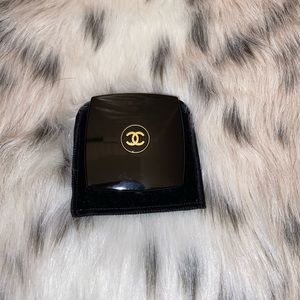 Chanel Gold Eyeshadow/Highlight Compact
